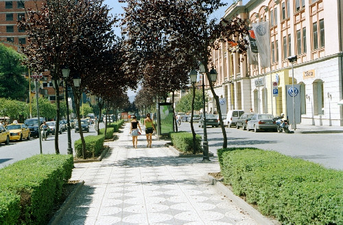 streets_in_tirana_010.jpg