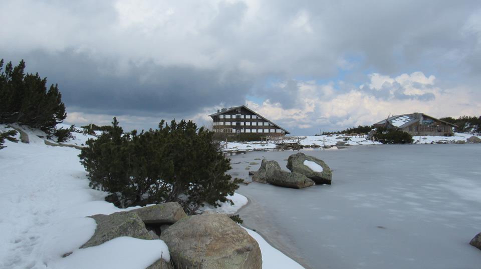 Резултат с изображение за „замръзналото езеро Безбог“